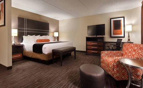 Hotel Best Western Plus BWI Airport Arundel Mills image