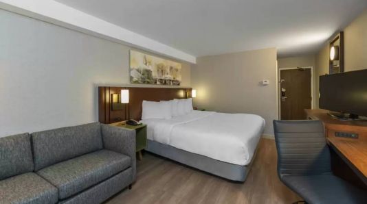 Comfort Inn Brossard, Brossard