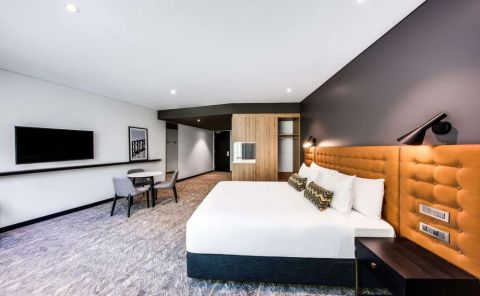 Hotel Vibe Hotel North Sydney image