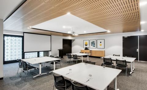 Hotel Vibe Hotel North Sydney image