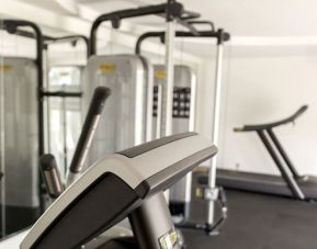 Well equipped fitness center at Hilton Garden Inn Shenzhen Baoan Huaide.