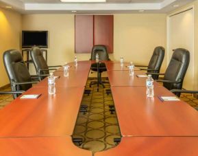 Professional meeting room at Comfort Inn Ottawa West.