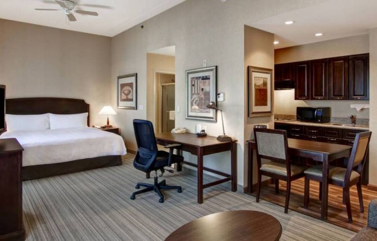 Homewood Suites Burlington, Burlington
