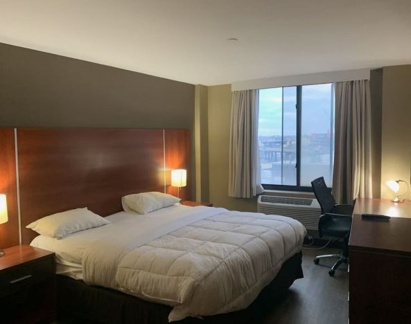 Sky Hotel Flushing - Laguardia Airport