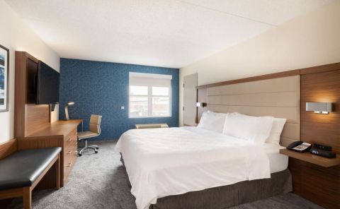 Hotel Holiday Inn Express & Suites Boston-Cambridge image