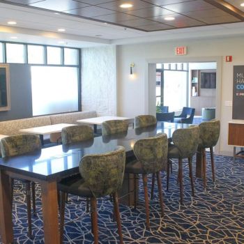 Hotel Holiday Inn Express & Suites Boston-Cambridge image