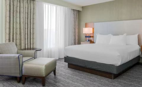 Hotel DoubleTree Atlanta Airport image