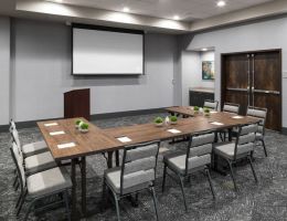 Courtyard By Marriott Houston Heights/I-10, Houston