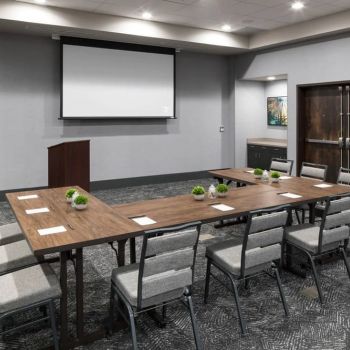Hotel Courtyard By Marriott Houston Heights/I-10 image