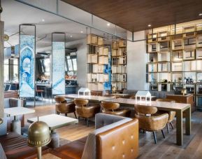 Library and coworking space at Hotel Nia, Autograph Collection.