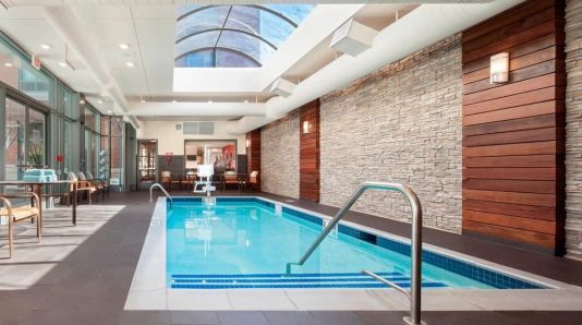 Courtyard By Marriott Boston Brookline, Brookline