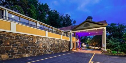 Hotel exterior at Best Western Fort Lee.