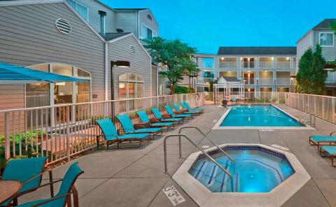 Hotel Residence Inn Boston Tewksbury image