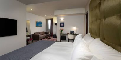 Lady Stern Hotel