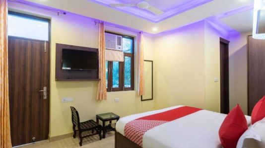 Airport Hotel Redstone, Mahipalpur