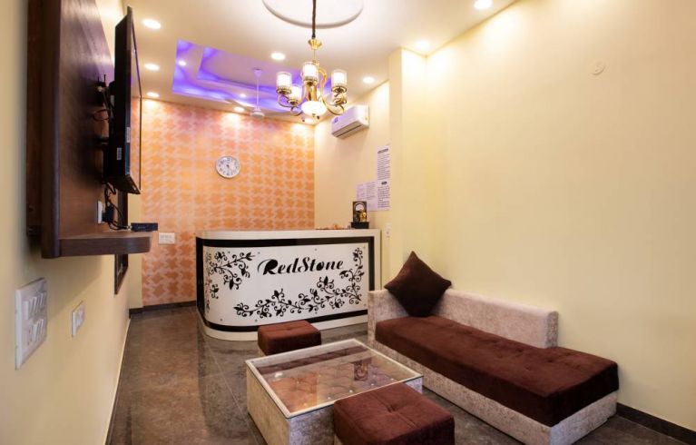 Airport Hotel Redstone, Mahipalpur