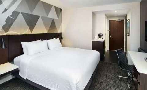 Hotel Courtyard By Marriott Long Island City/New York Manhattan View image