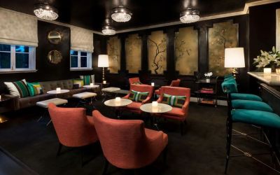 Lobby and coworking lounge at Maison 140 Beverly Hills.