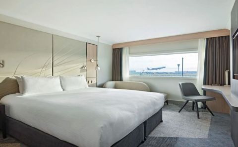 Hotel Hyatt Place London Heathrow Airport image