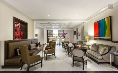 Lounge and coworking space at The Mosaic Hotel Beverly Hills.