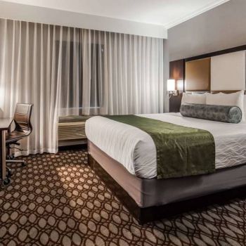 Hotel Best Western Premier NYC Gateway image