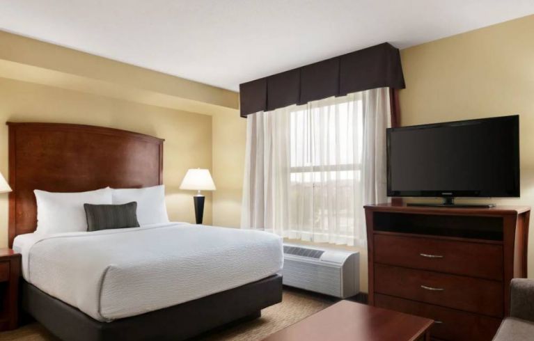 Days Inn Sherwood Park, Edmonton