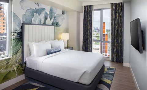Hotel Hotel Indigo Flushing image