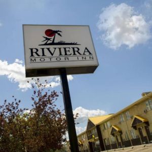 Hotel exterior at Riviera Motor Inn.