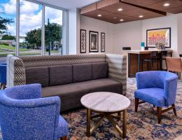 Holiday Inn Express New Orleans St. Charles Ave, New Orleans