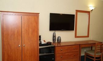 Day use room amenities at JFK INN.