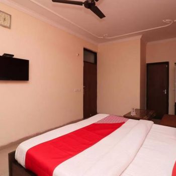 Hotel Airport Hotel Mayank Residency image