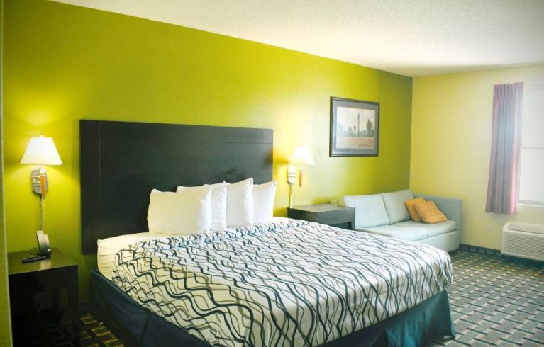 Sky-Palace Inn & Suites Park City Wichita North, Park City