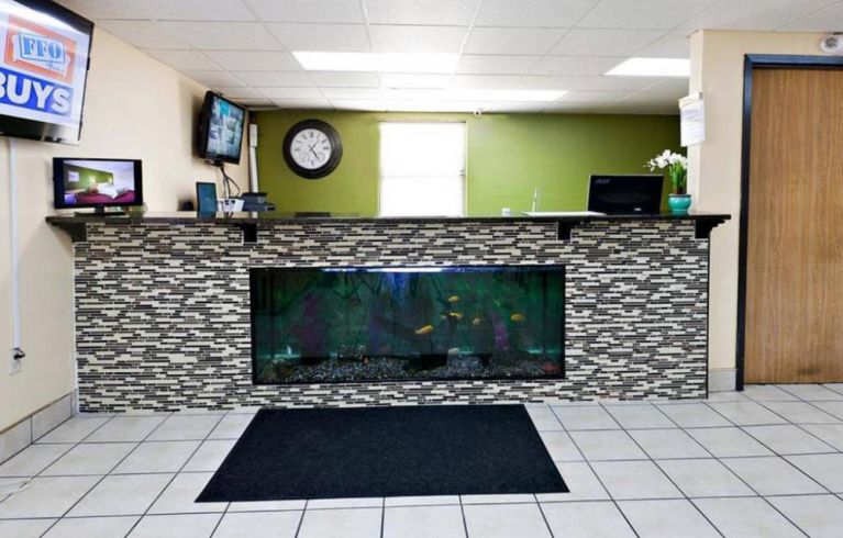 Sky-Palace Inn & Suites Park City Wichita North, Park City