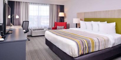 Day use room with work desk at Country Inn & Suites Chicago/Tinley Park.
