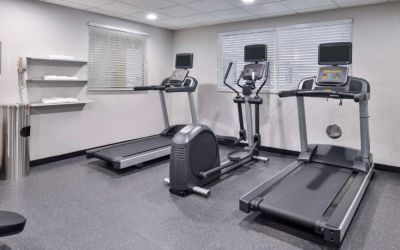 Fitness center available at Country Inn & Suites Chicago/Tinley Park.