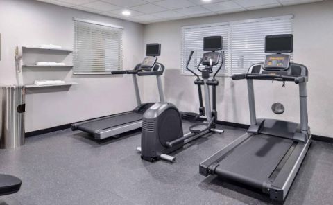 Hotel Country Inn & Suites Chicago/Tinley Park image