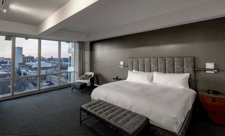 Spacious day use room at Hotel Chauncey.