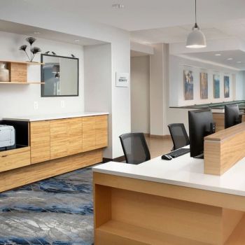 Hotel Fairfield Inn & Suites By Marriott Baltimore BWI Airport image