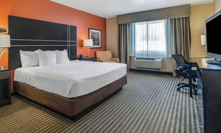 Spacious day use room at La Quinta Inn & Suites Tucson Reid Park.