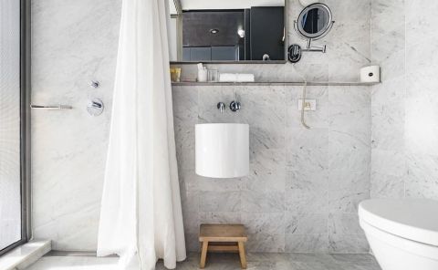 Hotel Selina Chelsea New York City image