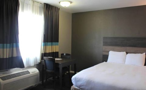 Hotel Cozy Inn image