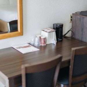 Day use room amenities at Cozy Inn.