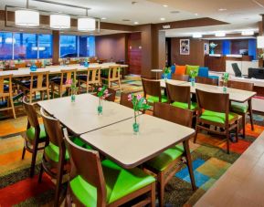 Coworking and dining area at Fairfield Inn East Rutherford Meadowlands.