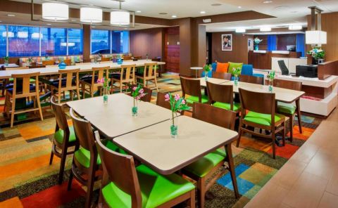 Hotel Fairfield Inn East Rutherford Meadowlands image