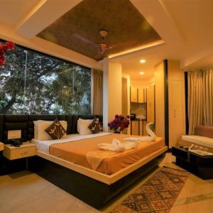 4 Seasons Suites