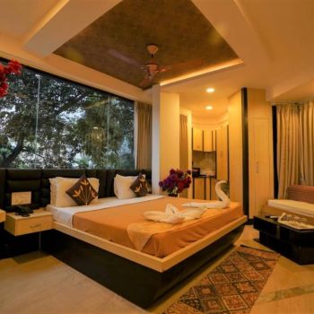 Hotel 4 Seasons Suites image