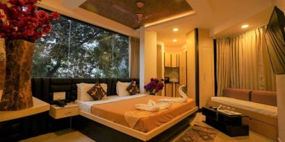 4 Seasons Suites