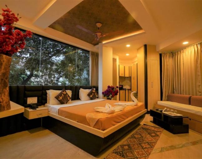 4 Seasons Suites