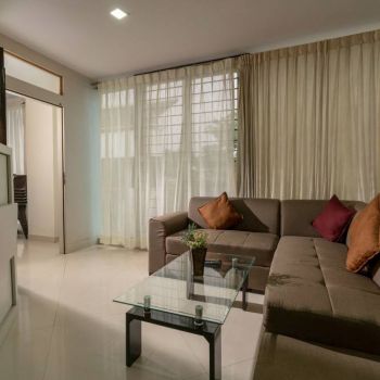 Hotel 4 Seasons Suites image