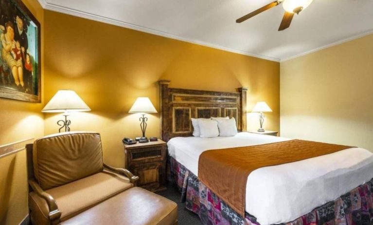 Day use room at La Hacienda Inn Alamodome/Riverwalk.